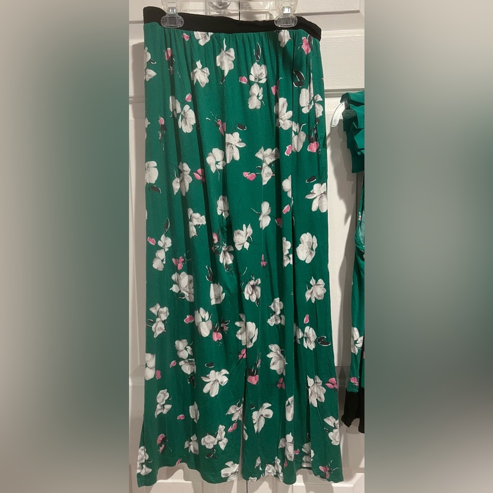2 Pc PJ Set💚 Green Floral Ruffle Cap Sleeve Top & Pants w Pockets - Picture 7 of 11